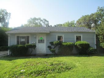 211 E. Maxon Ln, Streamwood, IL 60107 