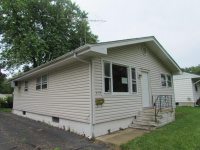 419 N Park Ave, Aurora, IL 60506 