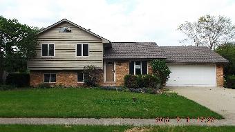 21027 S Sarver Dr, Shorewood, IL 60404 