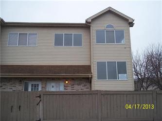 242 Park Ridge Lane, Aurora, IL 60504 