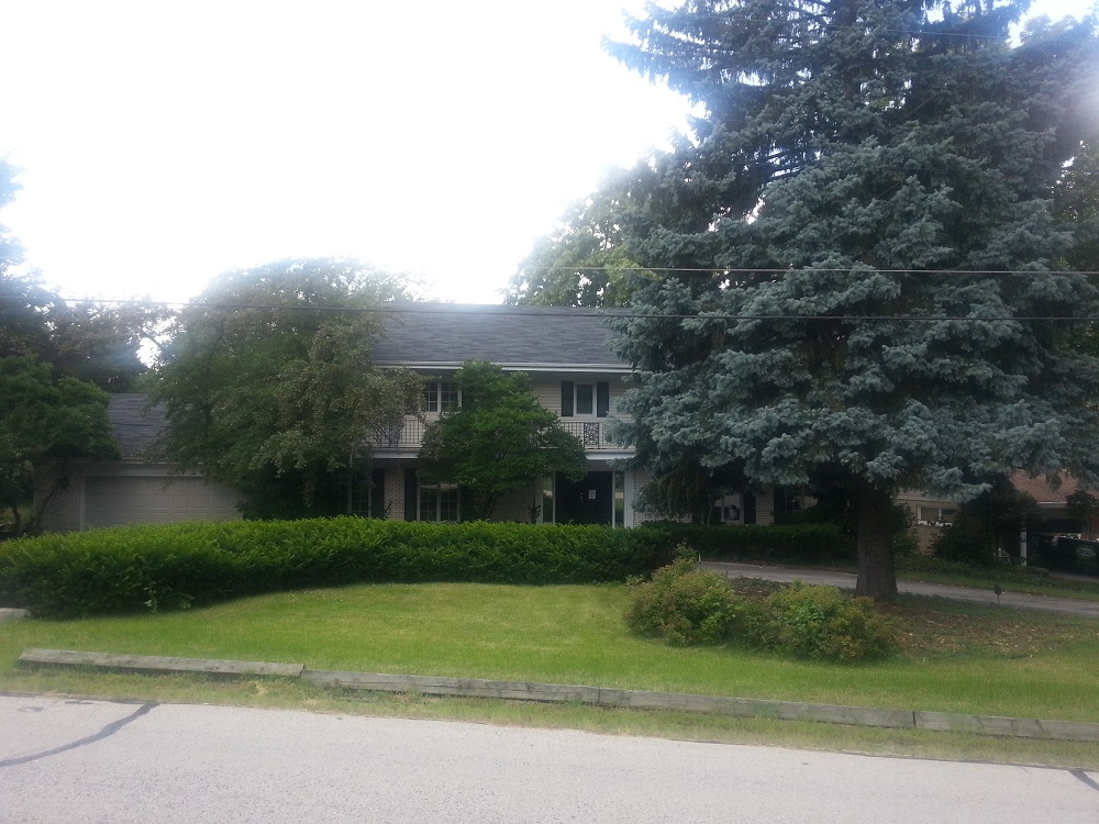 6514 Pontiac Dr, Indian Head Park, IL 60525 