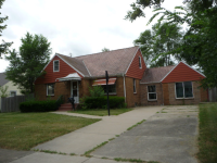 305 South May Street, Joliet, IL 60436 