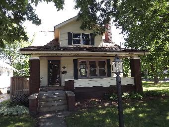 411 E Mcclure Ave, Peoria, IL 61603 