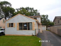 1415 Kenmore Ave, Round Lake Beach, IL 60073 