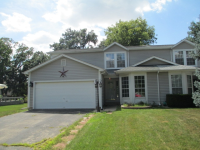 2 Berkshire Ct, Streamwood, IL 60107 