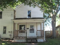 835 W Pleasant Street, Freeport, IL 61032 