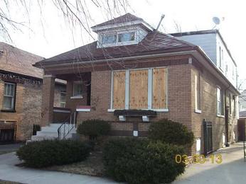 8325 South Saginaw Ave., Chicago, IL 60617 