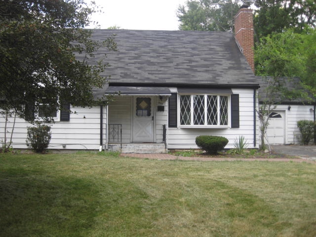 844 Campbell Ave, Chicago Heights, IL 60411 