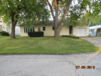 810 Van Buren Ave, Saint Charles, IL 60174 