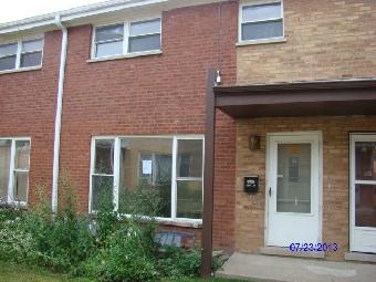 214 Linn Court Apt C, North Aurora, IL 60542 