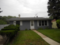 817 Monroe Avenue, Carpentersville, IL 60110 