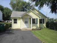 1218 Sunnyside Ln, Round Lake, IL 60073 