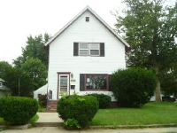 661 Oakland Ave, Elgin, IL 60120 