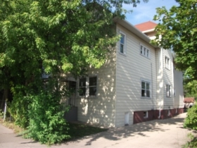 925 S Jackson St, Waukegan, IL 60085 