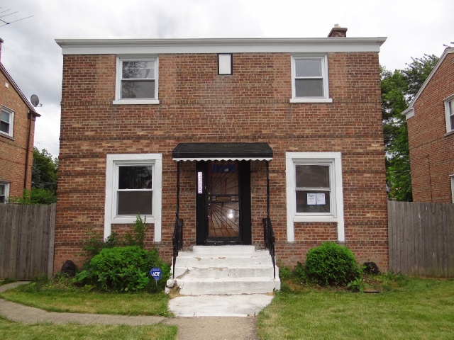 8829 S Michigan Ave, Chicago, IL 60619 