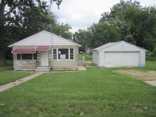 2235 Honore Ave, North Chicago, IL 60064 