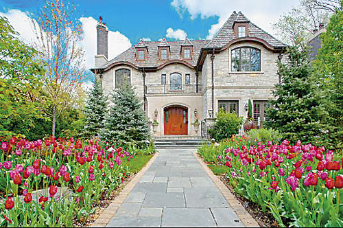 125 East Eighth Street, Hinsdale, IL 60521 