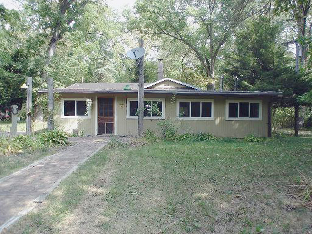 11N150 Peplow Road, Hampshire, IL 60140 