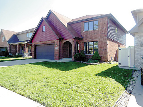 9539 Merrimac Avenue, Oak Lawn, IL 60453 