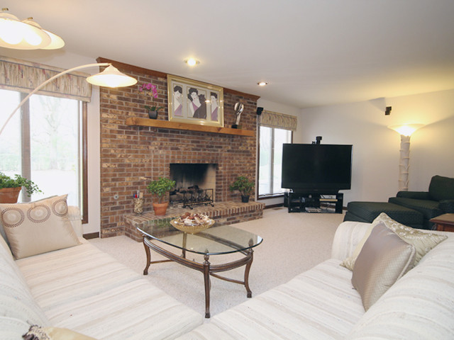 3N570 Hickory Knoll Lane, West Chicago, IL 60185 