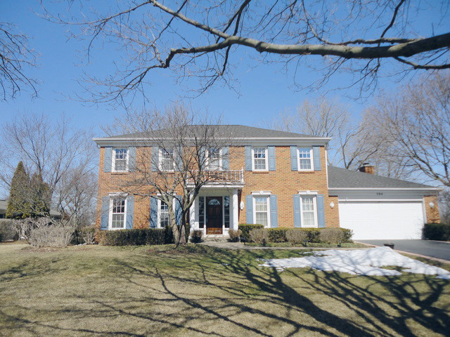 504 Lake Shore Dr. North, Barrington, IL 60010 