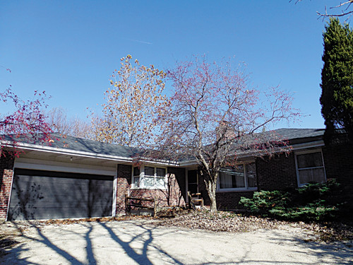 4000 Lee Ave., Downers Grove, IL 60515 