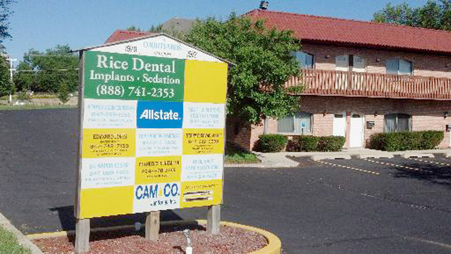 1970 LARKIN Avenue, Elgin, IL 60123 