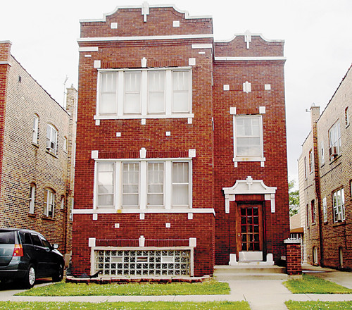 2222 South SCOVILLE Avenue, Berwyn, IL 60402 