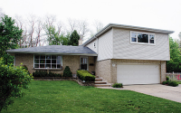 553 Birch St, Itasca, IL 60143 