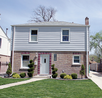 2031 N 75th Avenue, Elmwood Park, IL 60707 