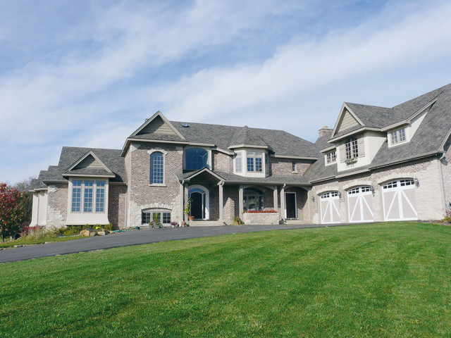 2618 Sanctuary Ln., Spring Grove, IL 60081 