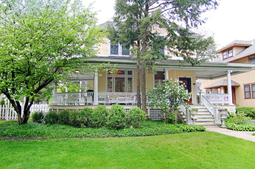 228 S LaGrange Road, La Grange, IL 60525 