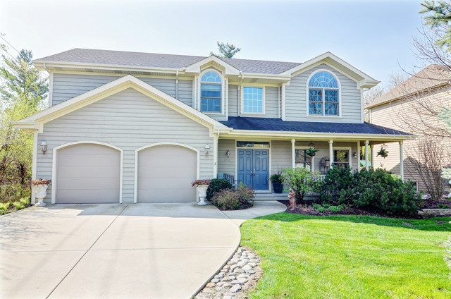 441 LYNN Court, Clarendon Hills, IL 60514 