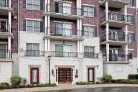 400 McDaniels Circle, Clarendon Hills, IL 60514 