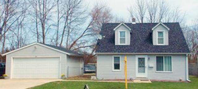 379 N. Slusser St., Grayslake, IL 60030 