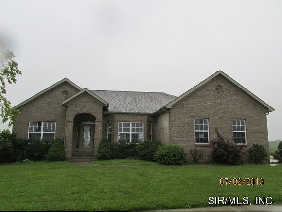 Elizabeth Ter, Highland, IL 62249 