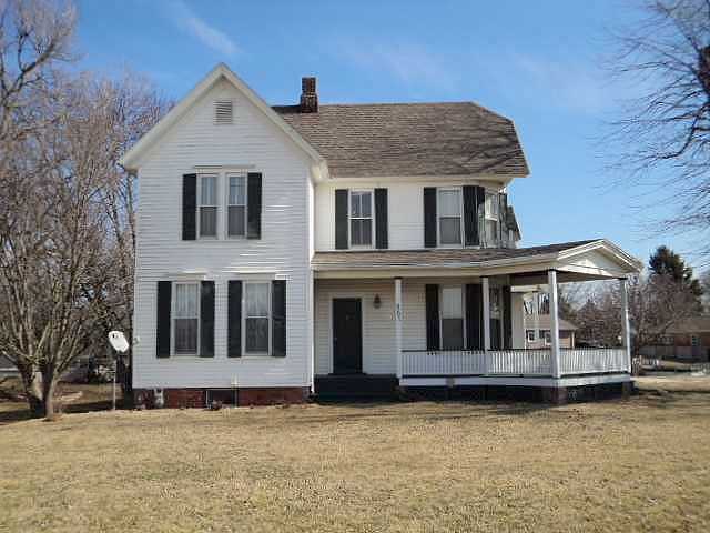 Westview Dr, Galesburg, IL 61401 