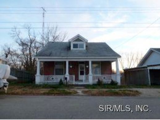 Ann, Chester, IL 62233 