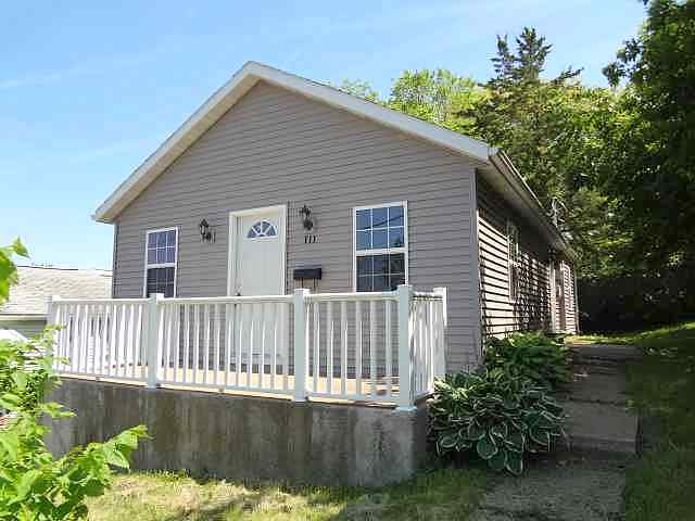 N Dodge St, Galena, IL 61036 