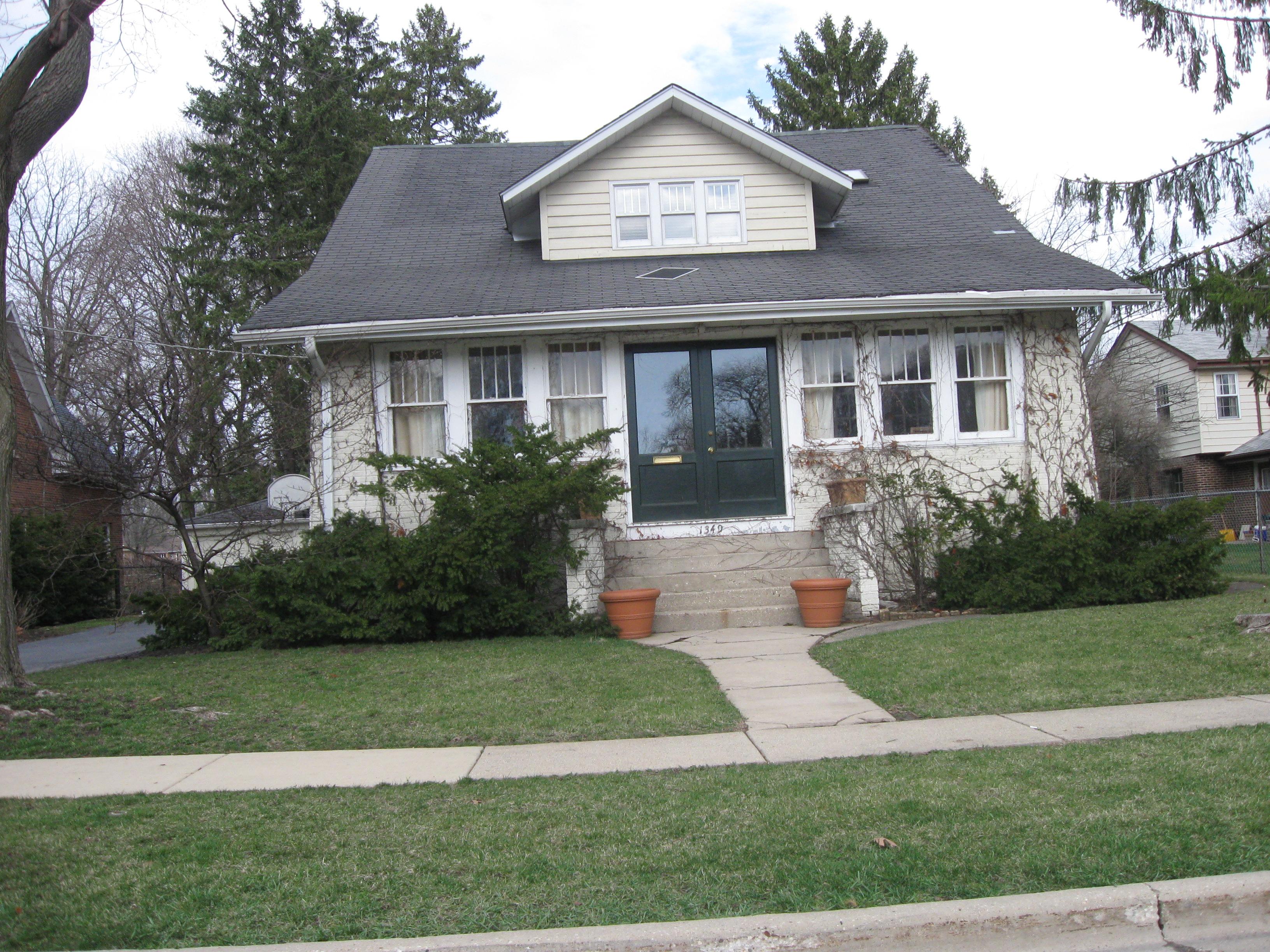 1349 Church Street, Northbrook, IL 60062 