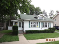 574 Seventh Ave, Aurora, IL 60505 