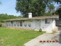 1438 Mountain St, Aurora, IL 60505 