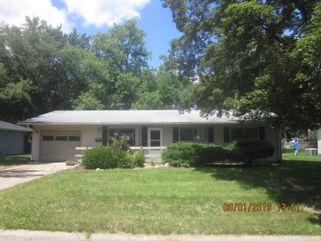 905 Woodlawn Court, Danville, IL 61832 