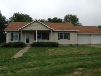 585 Fulton St, White Hall, IL 62092 