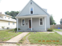 230 East Acton Ave, Wood River, IL 62095 