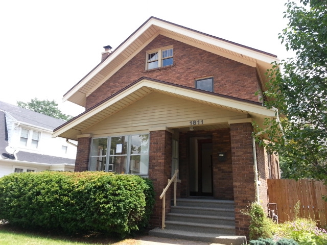 1811 Cumberland St, Rockford, IL 61103 