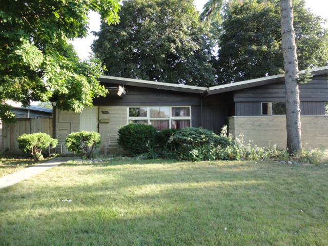 3049 West 85th Street, Chicago, IL 60652 