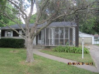 3534 36th St, Moline, IL 61265 