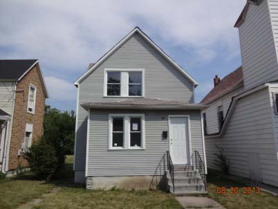 123 E 153rd St, Harvey, IL 60426 