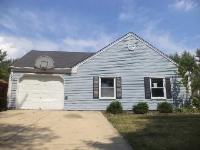 128 Heathgate Rd, Montgomery, IL 60538 